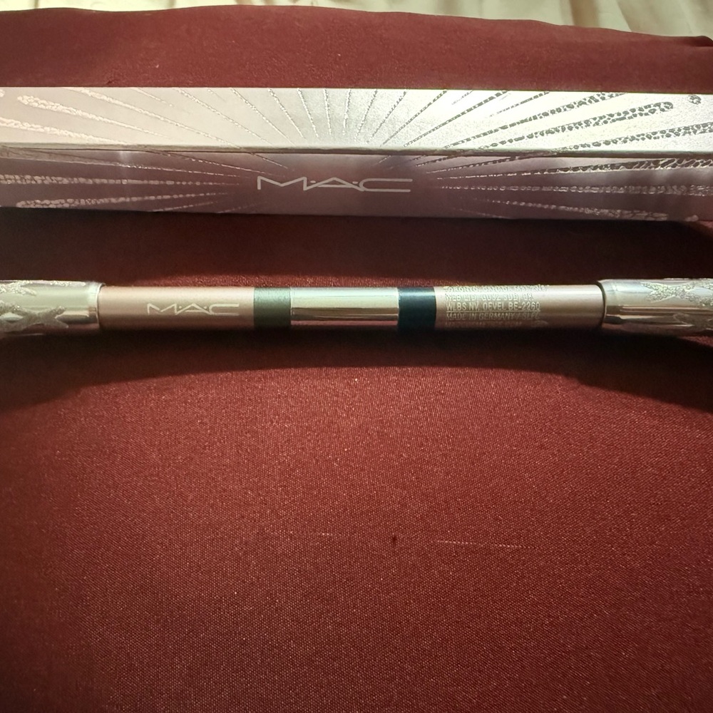 MAC Cosmetics Dual-Ended Eyeliner - Navy and Pearl Gray PowerPoint Eye Pencil